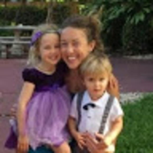 Meet your Posher, Kristy - Picture 1 of 1